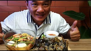 ASMR Eating Show :)  Ốc bươu nhồi thịt l Snails stuffed with steamed lemongrass, instant noodles