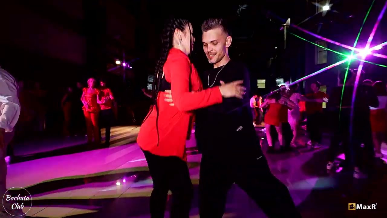 Dima & Dilara. Bachata. Video MaxR | Дима и Дилара Давыдовы. Бачата. Видео Макса Рыбникова