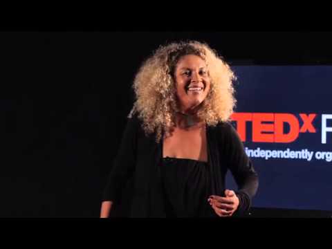 Voyage musical de la diversité: Laurence Beaumarchais at TEDxRéunion