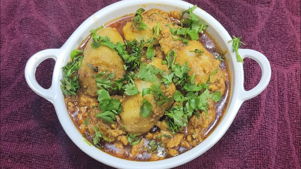 Chicken kima with arvi ( ghuniya) 😋😋 | Homies Cooking - YouTube