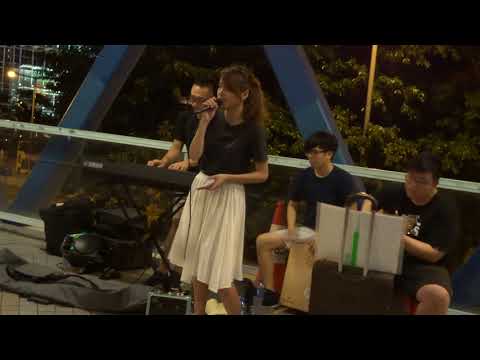 彩虹 - 周杰倫 (Cover by Chung Tung) @中環碼頭天橋Busking 2018.08.18