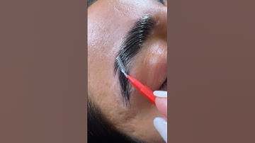 Brow lamination step 2 👌 #browstylist #browlifting #browlamination #brows #featherbrows #trending
