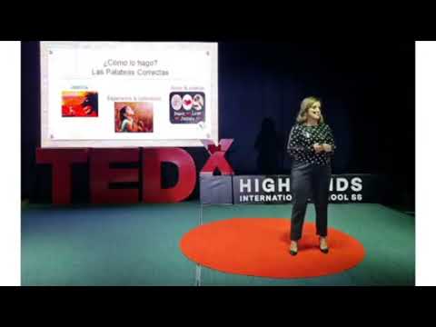 El poder de las palabras  | Claudia Castillo | TEDxHighlandsInternationalSchoolSS
