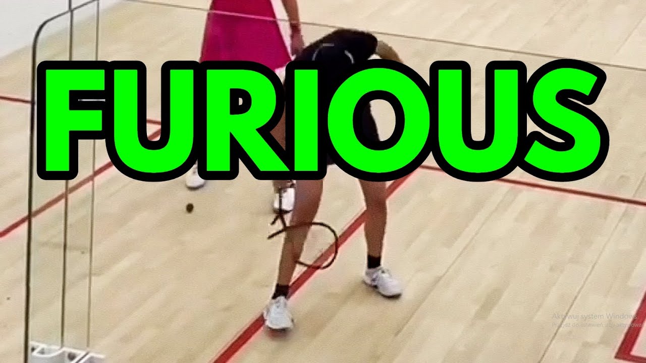 SQUASH. Nour El Tayeb destroys her racquet