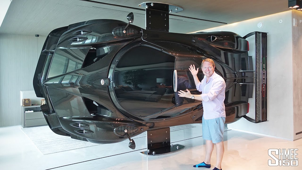 There's a Pagani Zonda R in the LIVING ROOM! YouTube
