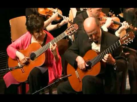 Vivaldi: Concerto for 2 mandolins in G major RV532 - Evangelos & Liza guitar duo