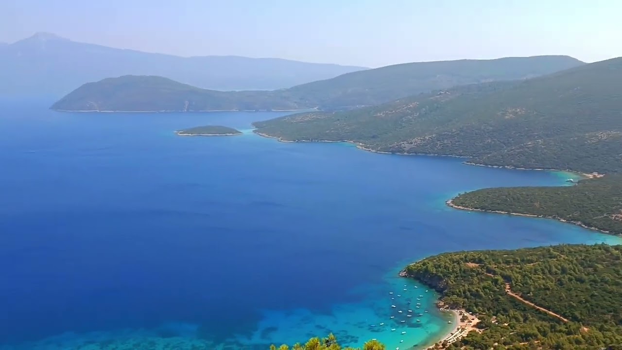 Μοναδική Θέα προς την παραλία Μουρτιά Σάμου.A stunning view of Mourtia beach on Samos island -Greece