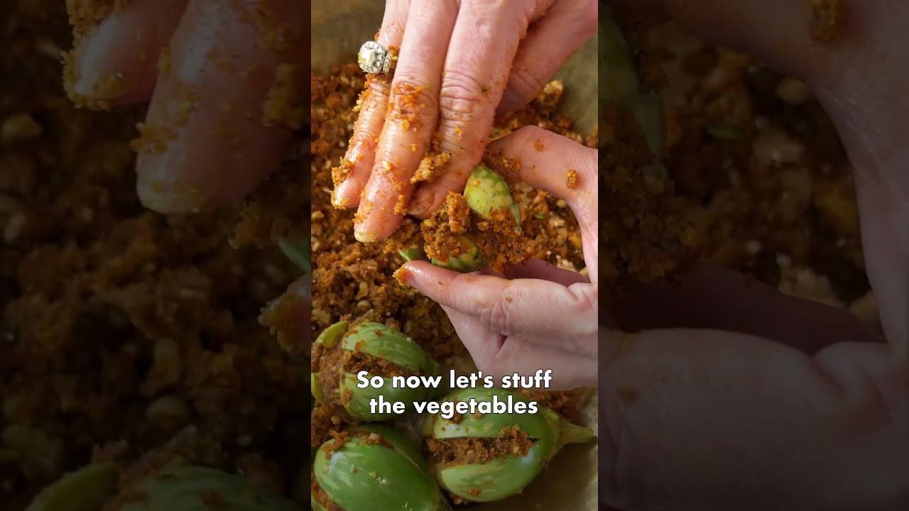 Bharli Vangi Easy Recipe #bharlivangi #stuffedbrinjalrecipe #stuffedbrinjal #brinjal #brinjalrecipe