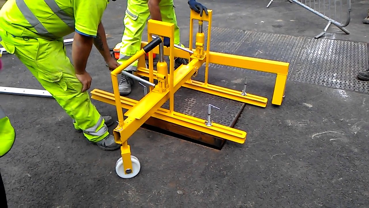 Gatic cover being put on using lifter YouTube