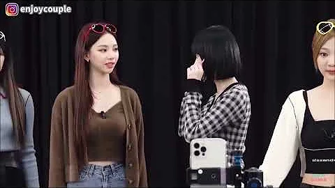 Gif 카리나 묵직