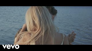 Video thumbnail of "Julien Doré - Le lac (Clip officiel)"