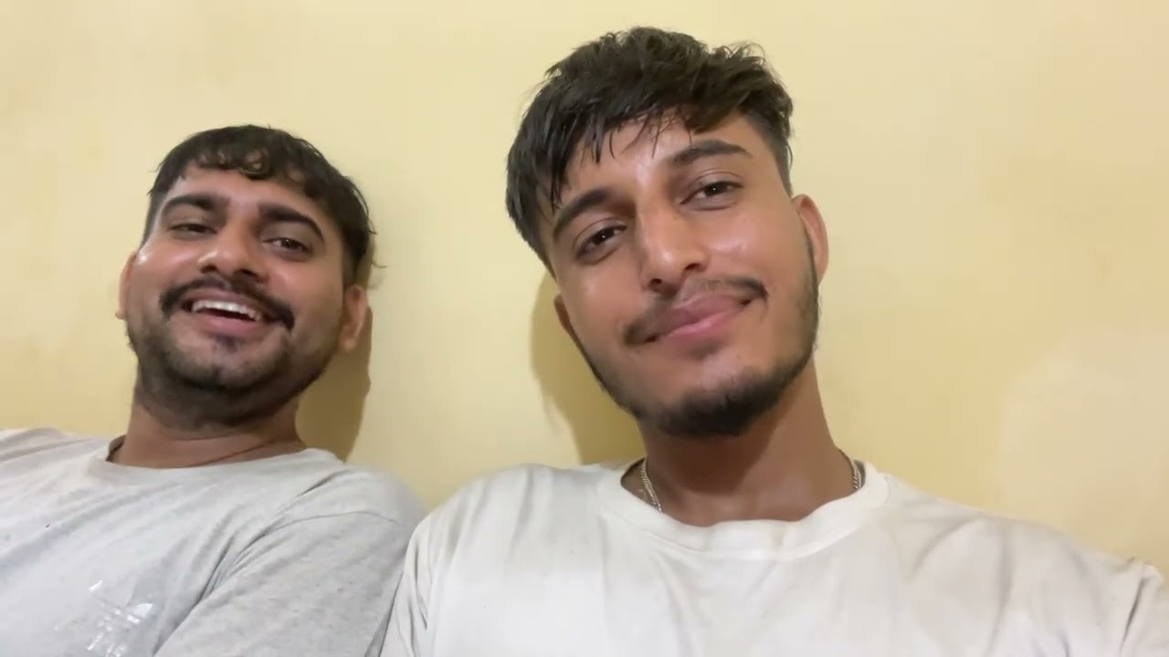 Hlooo mitroo ✌️🤣