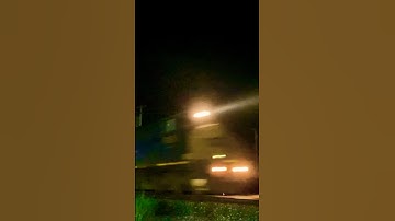 CSX 7929 (Ex-LMS/Conrail C40-8W) Leading CSX I-137