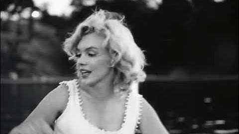 Thumbnail of Marilyn Monroe (87) Teach Me Tiger