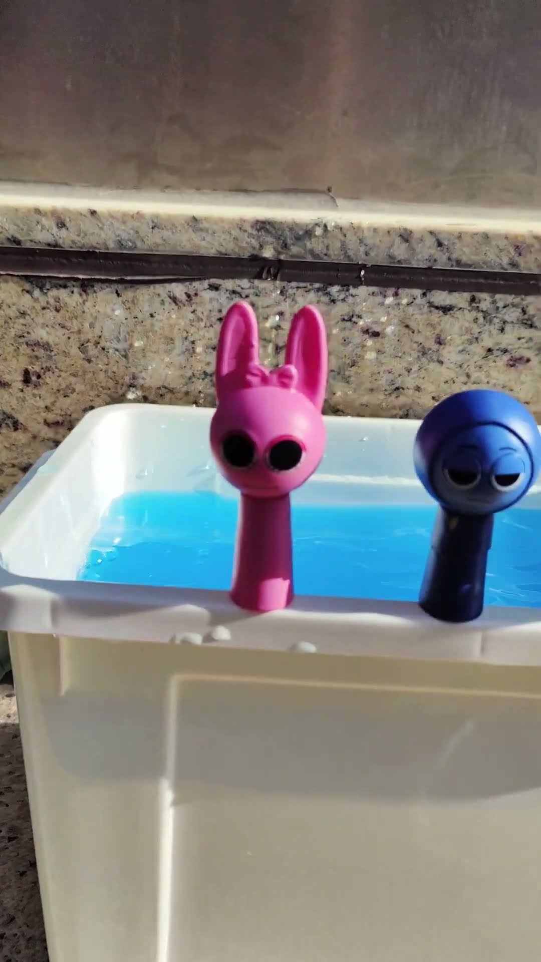 Sprunki in pool