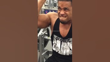 Keith’s Hilarious Faces During a Workout 🤣 #hodgetwins #shorts