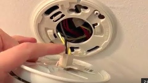 How to Properly & Safely Remove Smoke Detector/Alarm - FAST & EASY