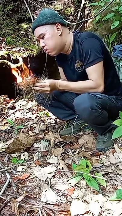 Berkemah 24 jam di  dalam lubang goa misterius tengah hutan belantara
