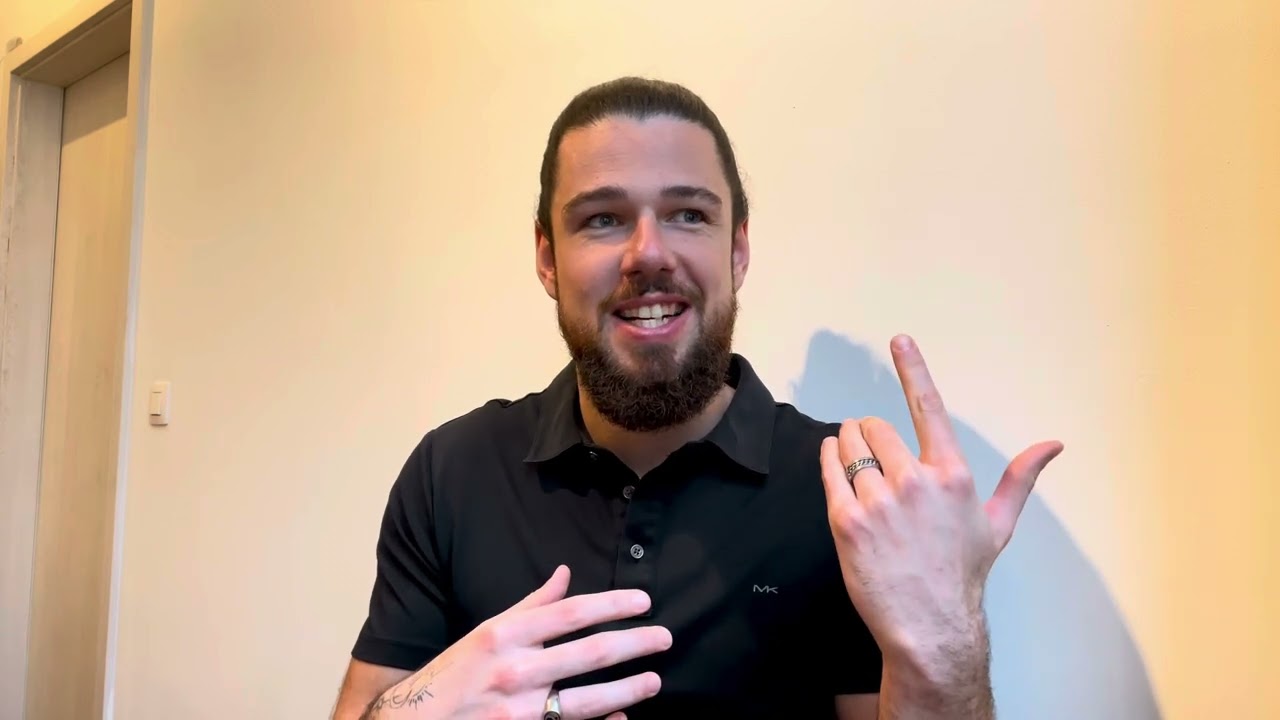 TU ESSAIES D’ÊTRE DANS LE MOMENT PRÉSENT ? C’EST IMPOSSIBLE 👻