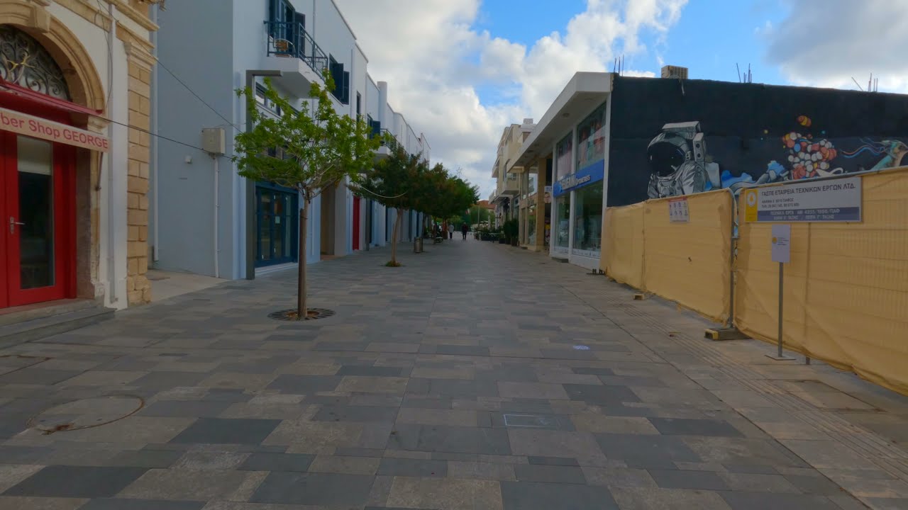 Walking from Kato Paphos to Kennedy Square