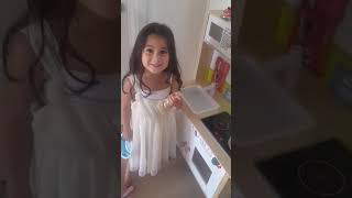 Rüya Yaramazlık Peşinderüya Fait Des Bêtises