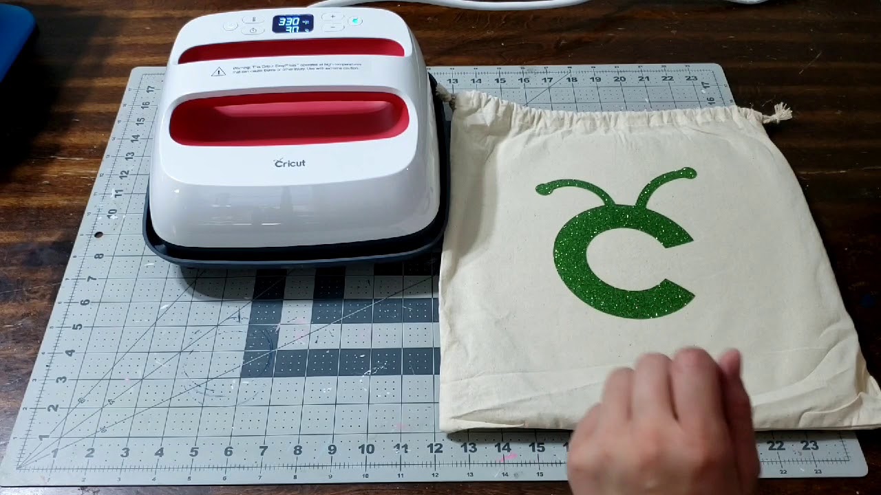 Cricut Easypress 2 Review - Do You Need One? ⋆ Dream a Little Bigger