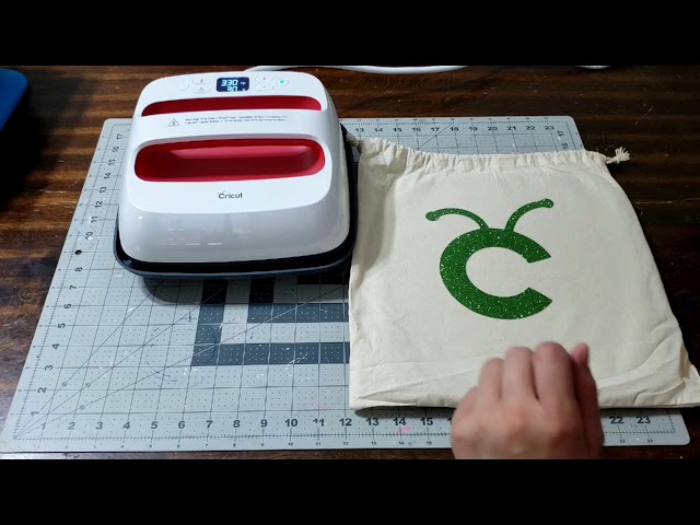 CRICUT EASYPRESS 2 12X10 UNBOXING + FIRST PROJECT