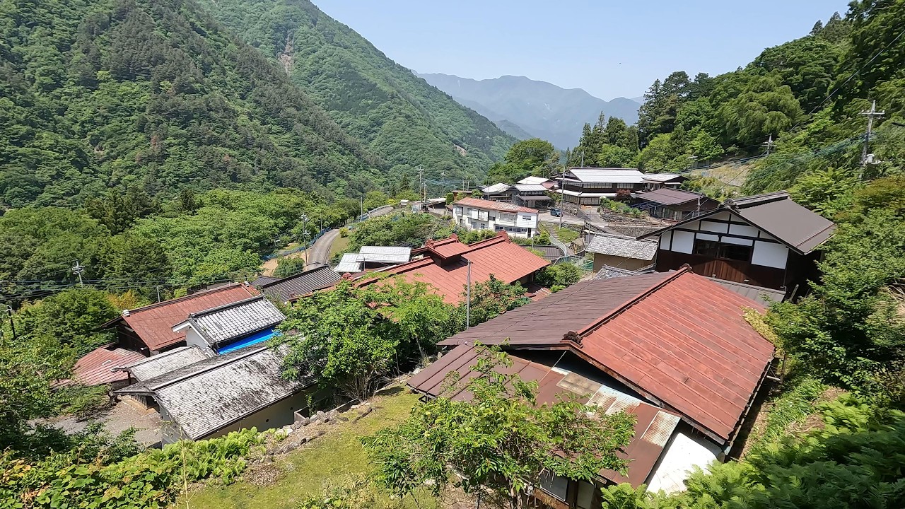 【山梨県早川町】国の保存地区に指定された美しすぎる天空集落を散策
