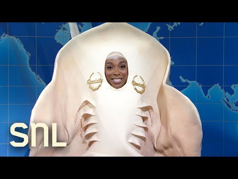 Weekend Update: Charlotte the Stingray on Her Pregnancy - SNL