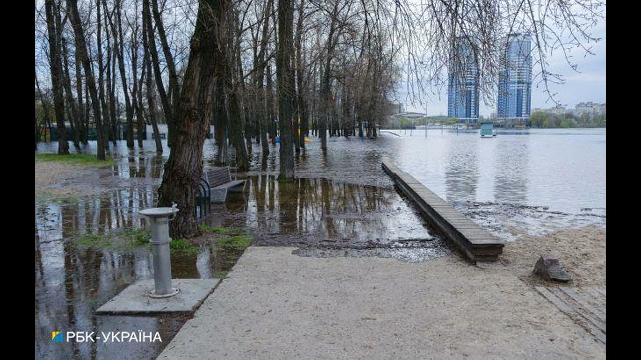 Половодье. Весенний паводок. Половодье это для детей. Гидропарк киев. Весенний паводок.