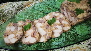 Нежный и очень вкусный КУРИНЫЙ РУЛЕТ - хоть на праздник , хоть на каждый день !