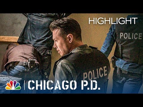 ruzek-and-antonio-fight---chicago-pd-(episode-highlight)