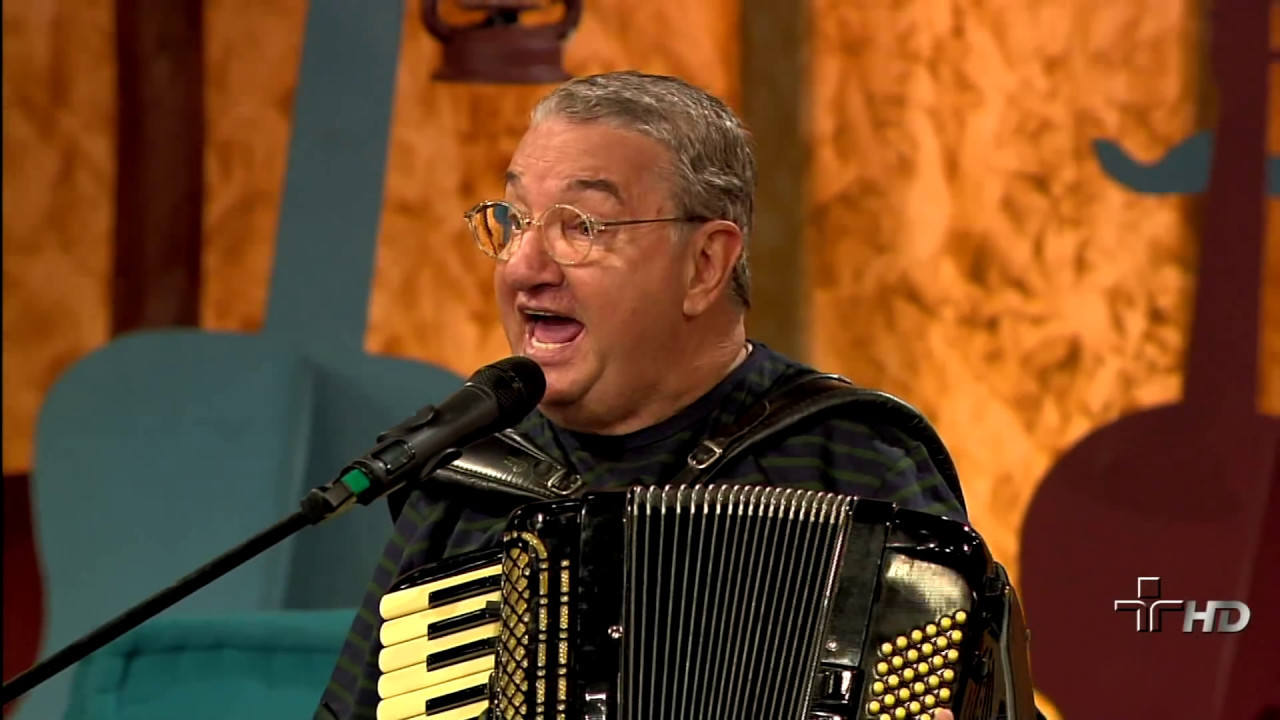 Pout-pourri, por Caçulinha