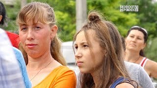 Видео В селе Нагорное школьный двор выложен плиткой! от Новости Рени /News of Reni, Школьная улица, Орловка, Киргизия
