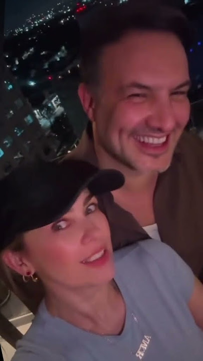 Aracely Arambula junto a su amor Alex ✨😁