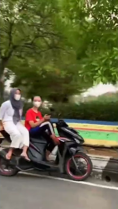 ngabuburit pake motor crf150 (story wa)