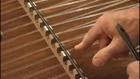 Chris Foss demystifying the hammered dulcimer  │  Songbird Dulcimers