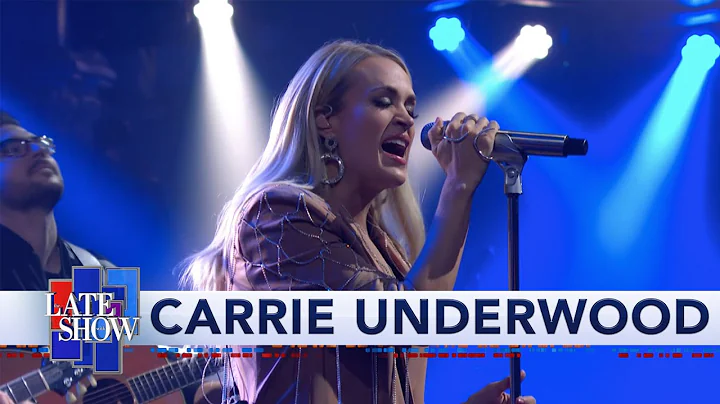 Carrie Underwood Performs 'Low'
