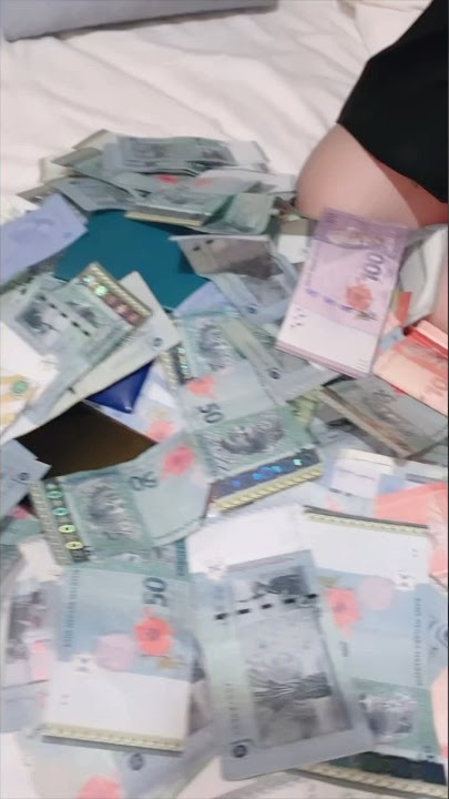 Perform di Malaysia saweran full ringgit #djreremonique #reremonique