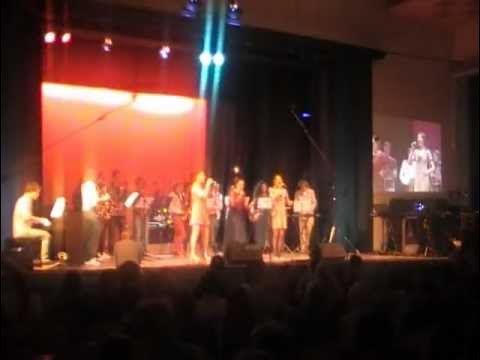 It's Raining Men, van P.Shaffer/P.Jabara, uitgevoerd door Coornhert ...