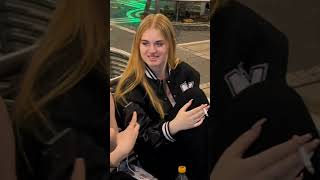 Non-Muslim Girl Smoking, Listens to Surah Kafiroon 😲 #shorts #shortsfeed #quran