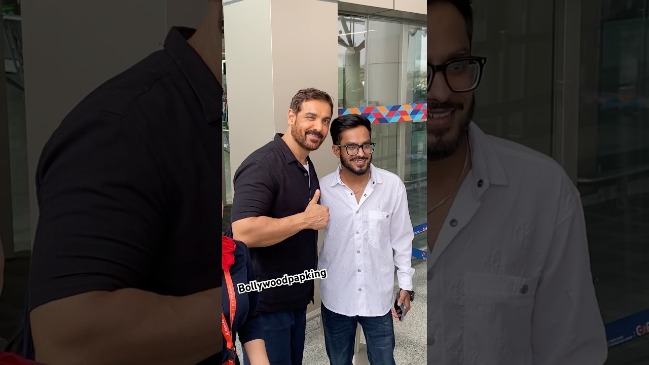 Meet with fans John Abraham snapped 🔥🔥at Delhi 