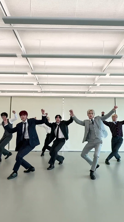 #셒구엔터 임직원 분들과 함께 𝑽𝒓𝒐𝒐𝒎 𝒗𝒓𝒐𝒐𝒎  #SF9 #에스에프나인 #LOVE_RACE