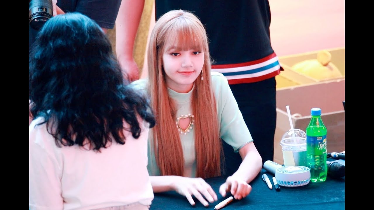 180708 블랙핑크 (BLACKPINK) 리사(LISA) - 여의도 IFC몰 팬싸인회