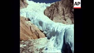 RR7035B NORWAY: JOSTEDALS GLACIER EXPEDITION