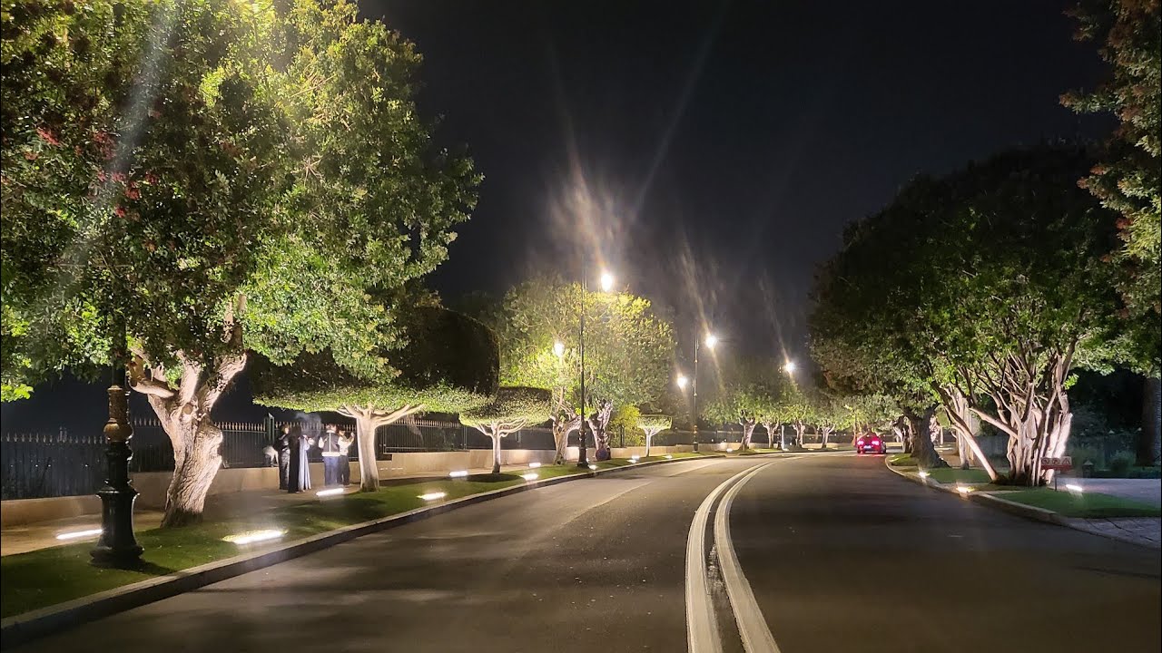 شوفوا شارع مغربي بحلته العصرية يسرق الأنظار في رمضان😱 الرباط تصدمنا بالبنيات التحتية الحديثة😱