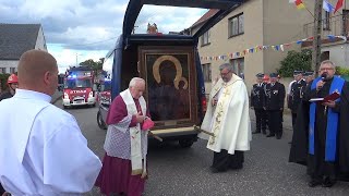 Kopia Obrazu Matki Boskiej Częstochowskiej w Kwilczu. (powitanie)