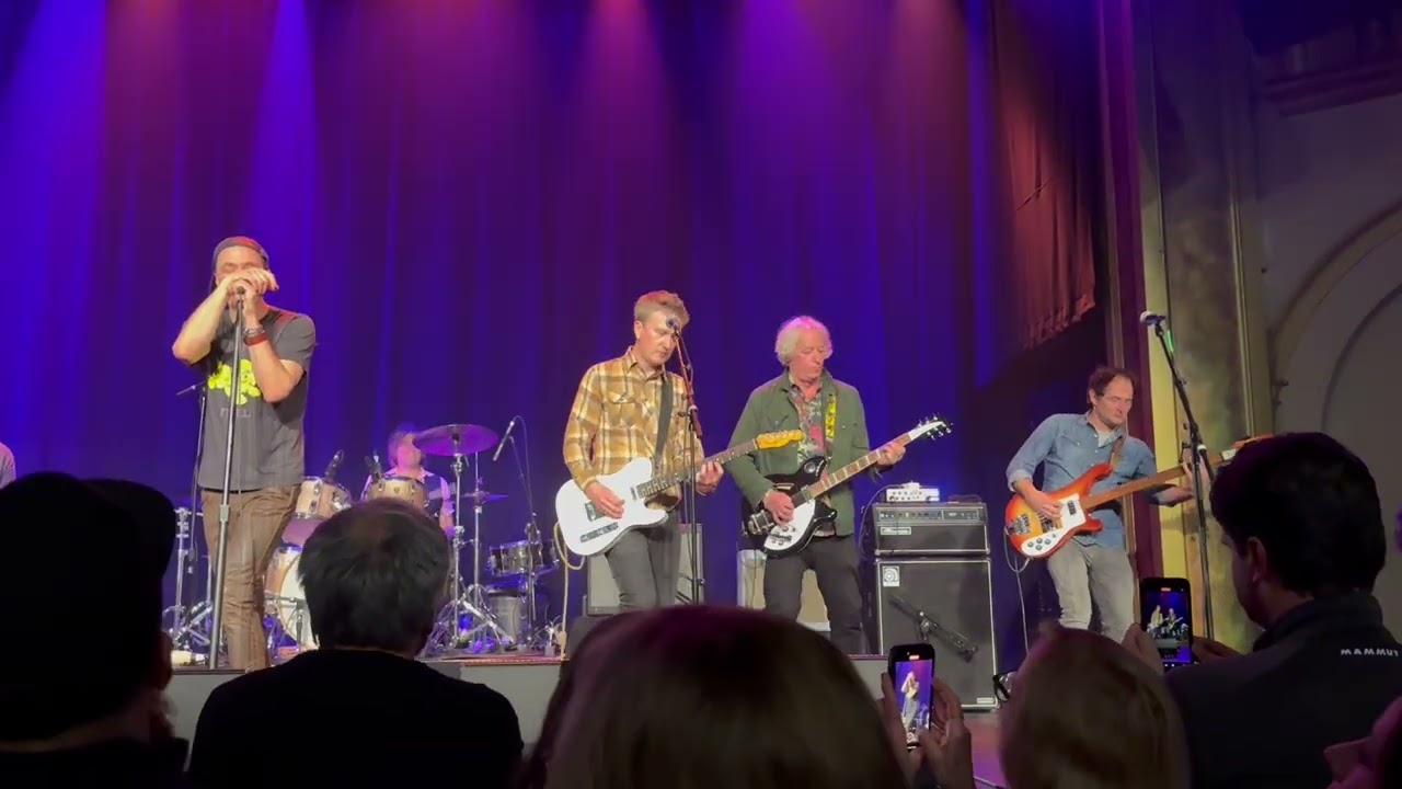 Michael Shannon & Jason Narducy w. Peter Buck - 