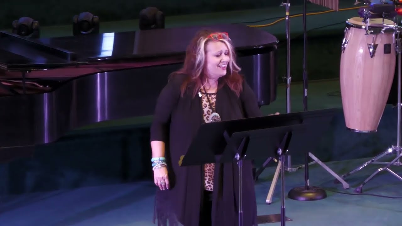 Tammy Whitehurst - Embracing Faith and Laughter | Day 2 - 2022 Deep in the Heart Women's Conference