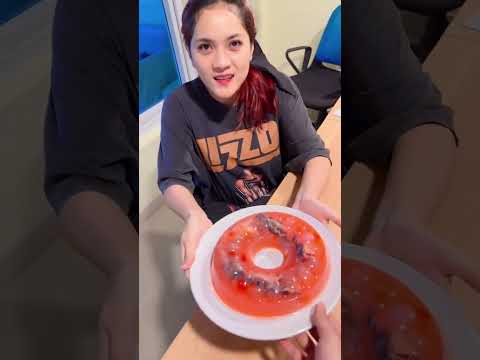 Video: Siapa yang makan belut jeli?